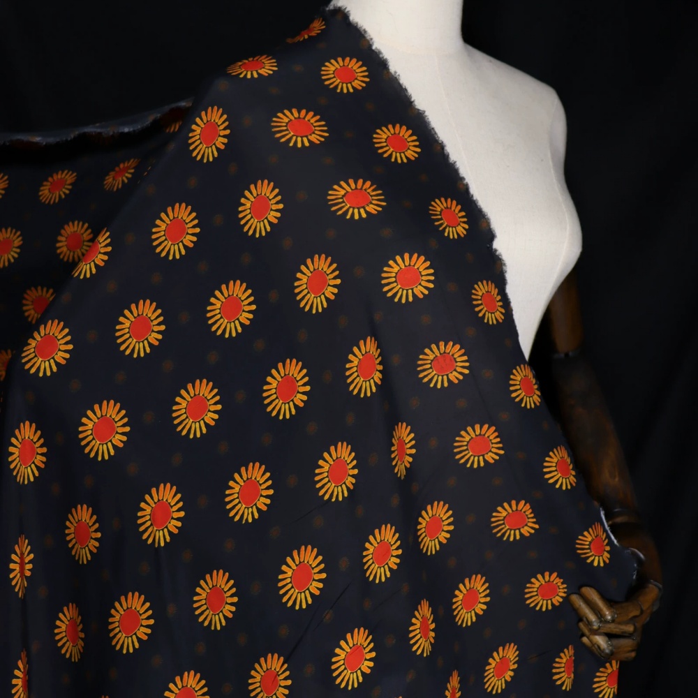 Sun Floral Small Dots Print Re - Good Floral & Wedding Decor Supply Photos 评论和价格