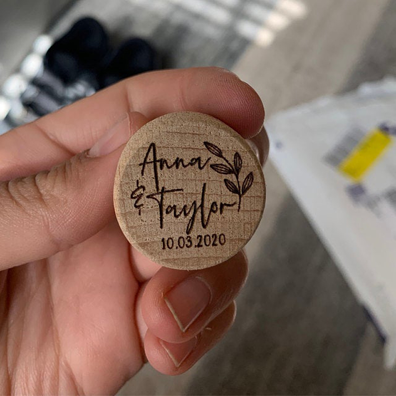 Customized Wood Wine Stopper W - Wedding Supply List 评论和价格